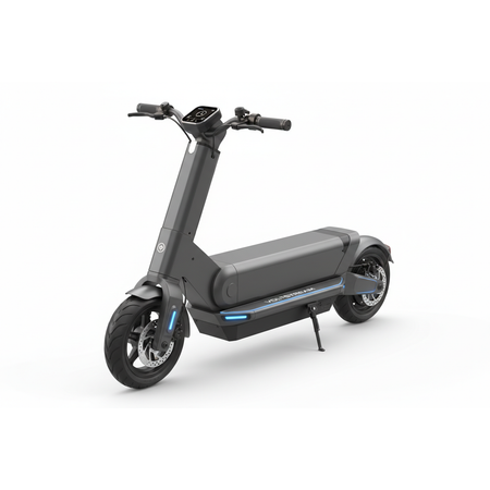 Long-range touring scooter with 600W motor and 50km range.
